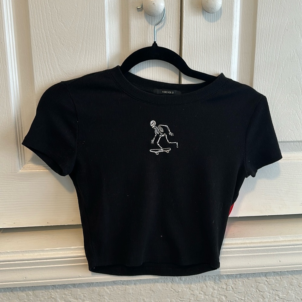 forever 21 black cropped skeleton skater shirt